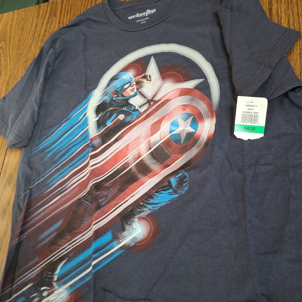 Men's L NWT Marvel Captain America Civil War Short Sleeved T-Shirt - Picture 9 of 12